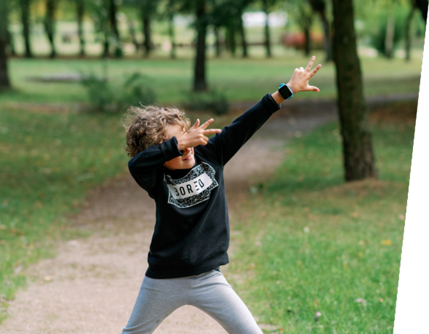 Smartwatch dla dzieci Garett Star 4G niebieski, to nauka samodzielności z zachowaniem bezpieczeństwa (1).jpg